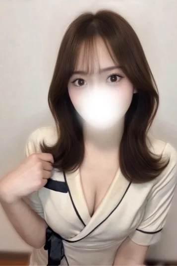 御堂えま(25)
