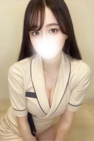 香坂みさき(24)