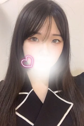 れい(23)