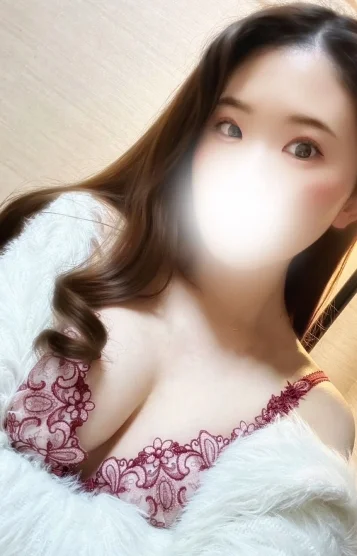 藤宮玲奈(28)