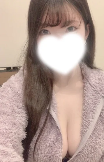 なな(25)