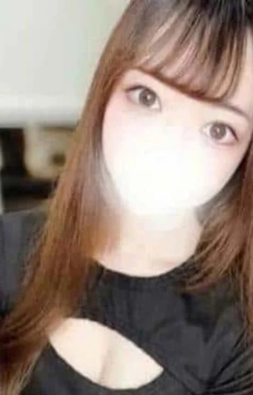 あや(22)