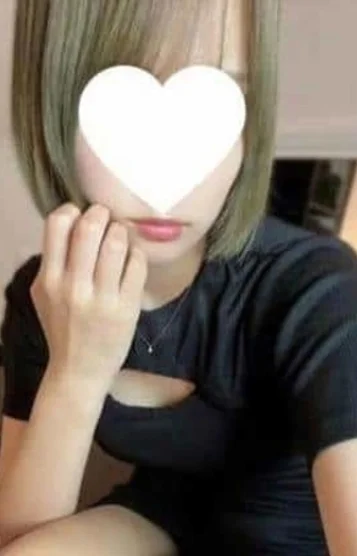 みさ(20)