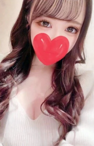 上村ひなの(23)