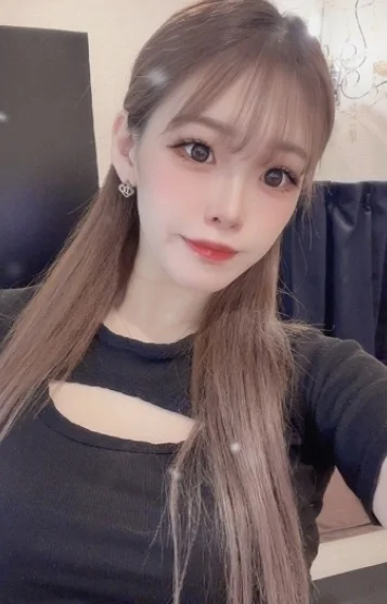 すみれ(23)