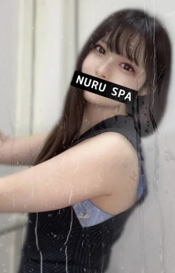 えみり(22)