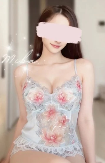 芹沢みな(24)