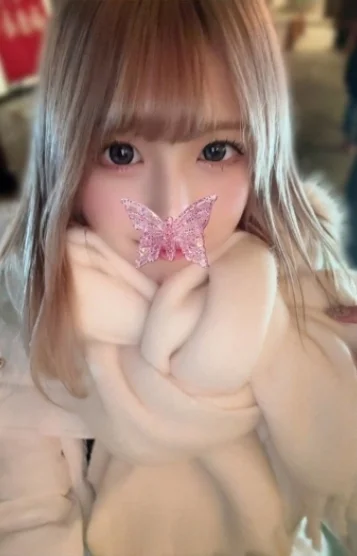 舞原くるみ(22)