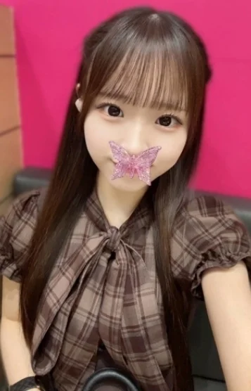 永倉かな(22)