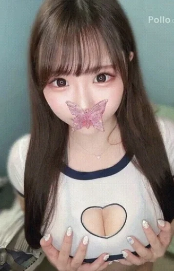 葉月まお(22)