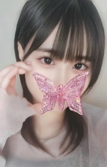 七瀬なぎ(21)