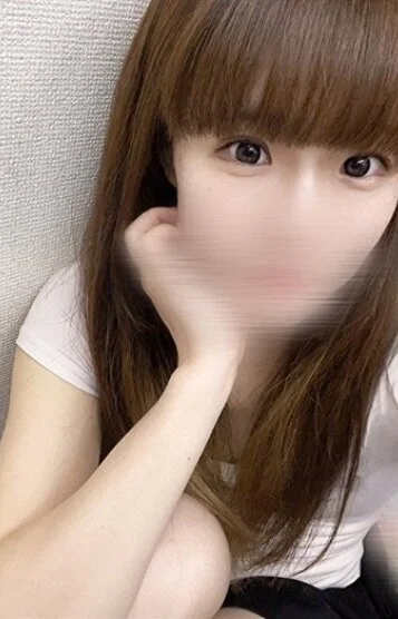 若月うた(23)