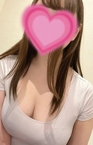 春咲みさと(24)