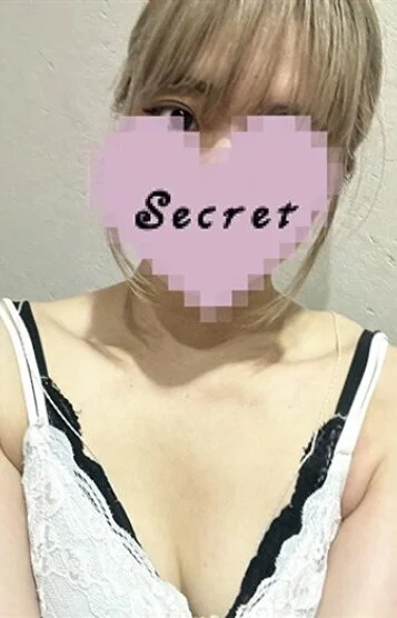 伏見さゆ(20)
