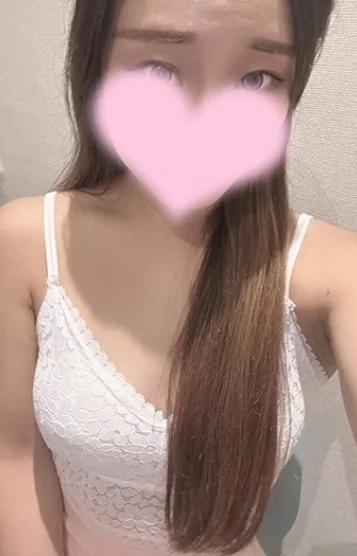 横山もか(22)