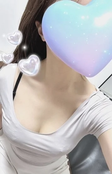 上原なぎ(25)