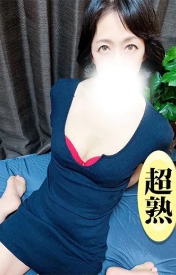 由井ななえ(61)
