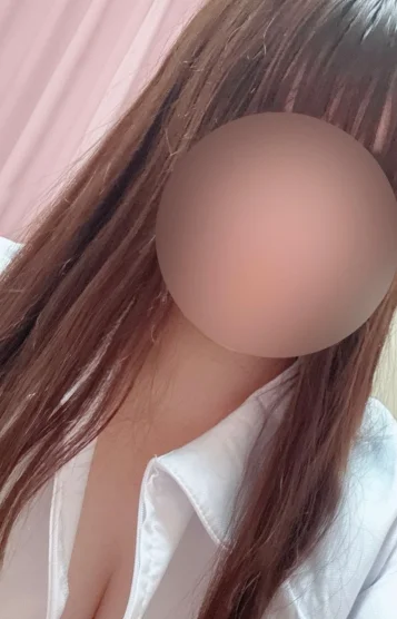 みう(24)
