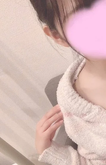 ゆな(24)