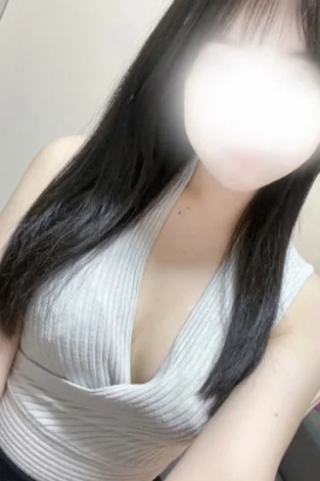 佐藤みな(23)
