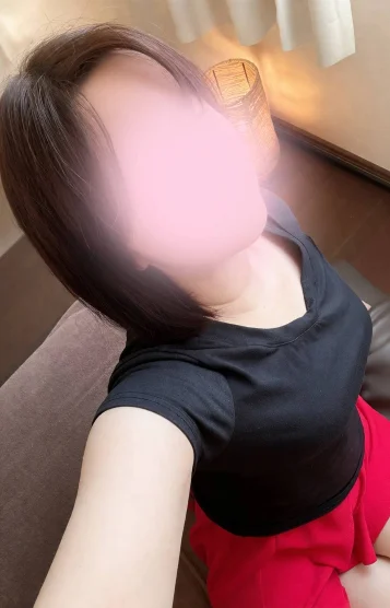 牧瀬りえ(35)