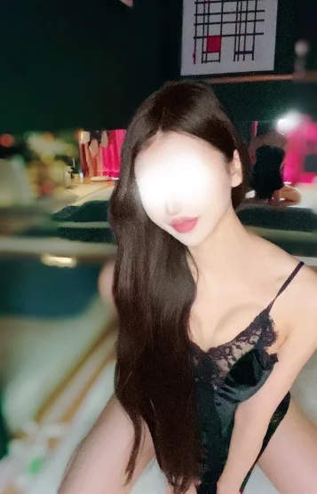 桜川れいら(25)