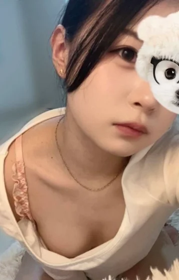 あすな(20)