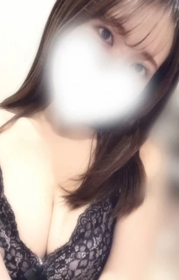 雫のどか(26)