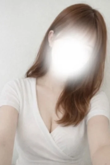 早瀬こはる(22)