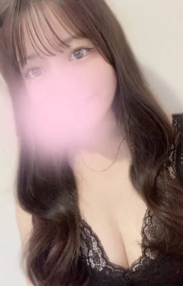 宮辺もも(25)
