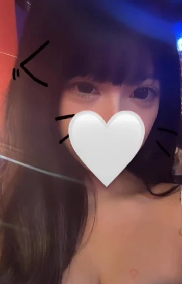 れい(20)