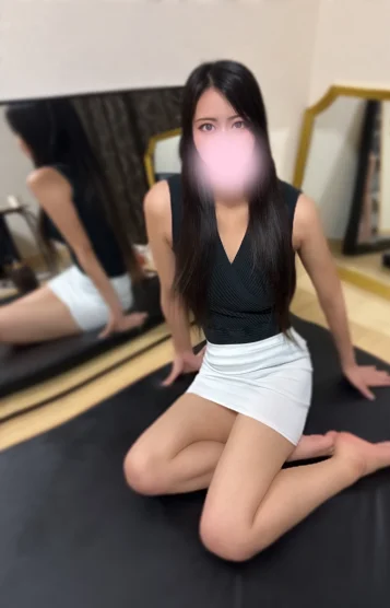 みく(22)
