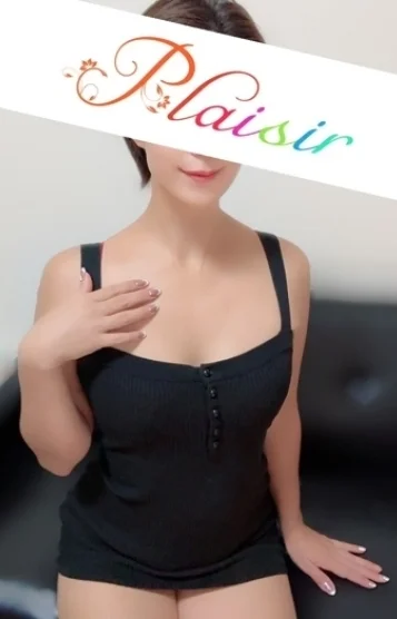 れい(34)