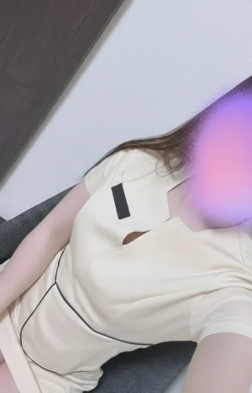 ゆり(27)