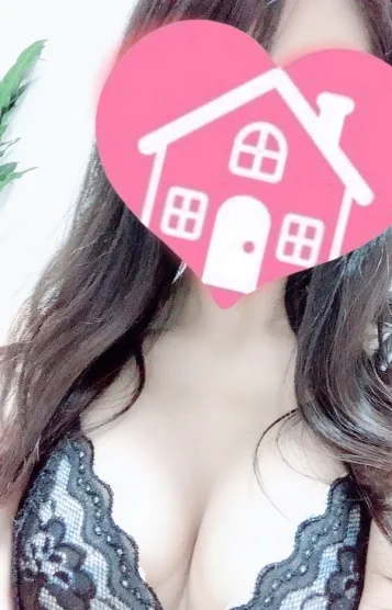 優木あみ(28)