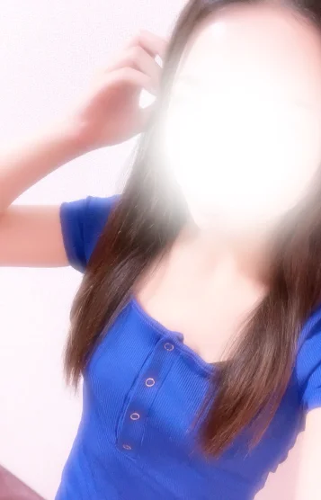 もも(25)