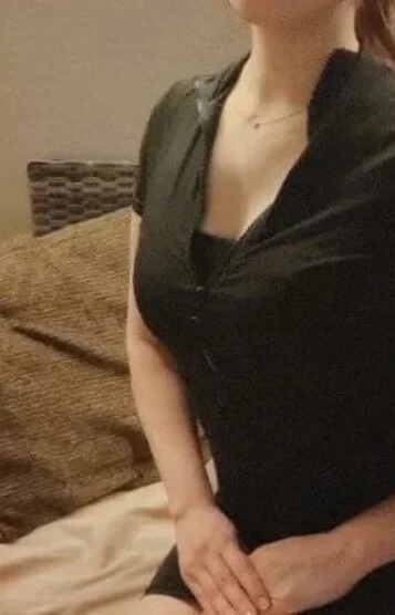 レナ(35)