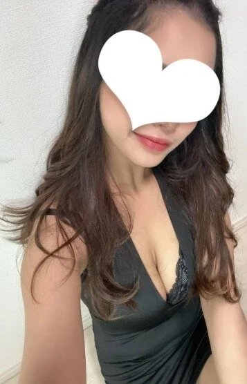 えみり(21)