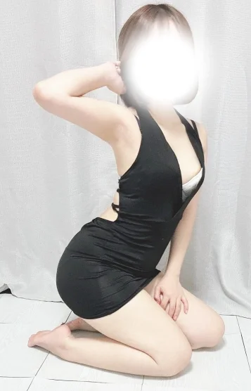 エリ(21)
