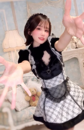えま(19)