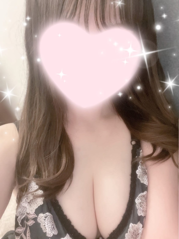 旧セブンティーン れいな(23)