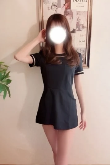 なつ(25)