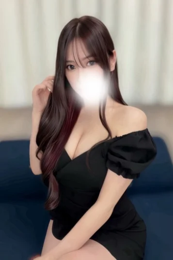 湊あみ(26)