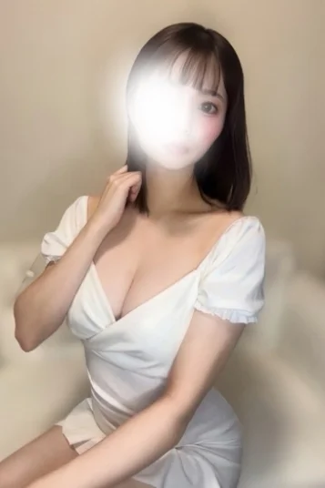 野々村みなみ(22)