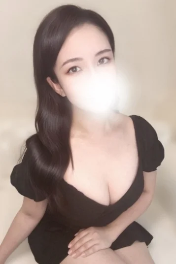桐谷みやび(25)