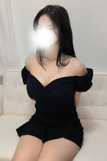 白鷺ななこ(26)