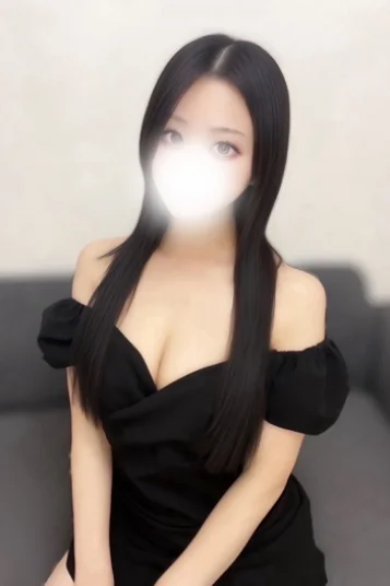 春咲まなみ(23)