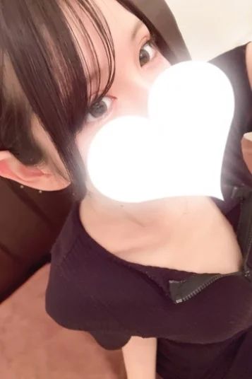 あい(23)