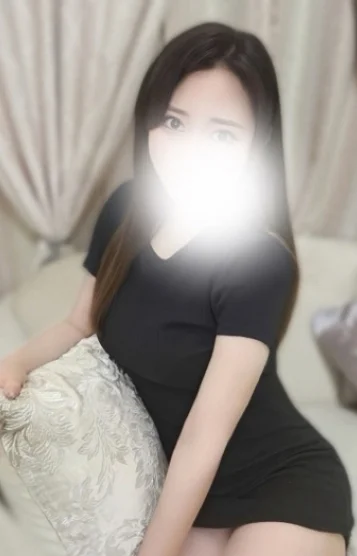 愛原 りりか(22)