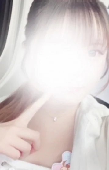 華乃のあ(23)